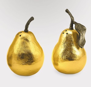 Juego único de Salero y pimentero de latón hecho a mano para la colección de cocina del patrimonio y decoraciones de mesa festivas - Product Image 2