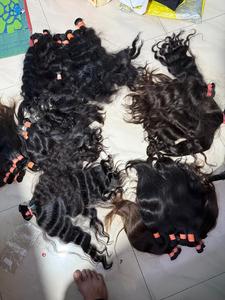 Precios directos en extensiones de cabello virgen de templo indio crudo sin procesar Paquetes de cabello ondulado rizado Extensiones de cabello humano para conocedores - Product Image 6