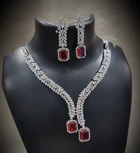 ชุดสร้อยคอเพชรประกายดาวแบบอเมริกันเครื่องประดับที่มีคุณภาพสูงสำหรับผู้หญิงเหมาะสำหรับงานปาร์ตี้และงานรื่นเริง - Product Image 2