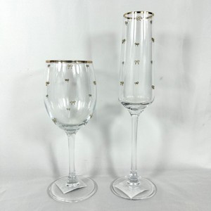 <span class=keywords><strong>Copa</strong></span> <span class=keywords><strong>de</strong></span> <span class=keywords><strong>vino</strong></span> <span class=keywords><strong>de</strong></span> lujo con decoración <span class=keywords><strong>de</strong></span> lazo dorado - Product Image 1