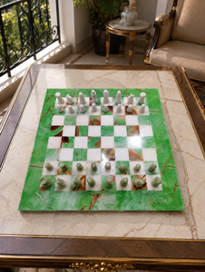 Tablero de Ajedrez de Ónix Verde Ecológico Hecho a Mano de 18"X18", Decoración Moderna para el Hogar, Tablero de Mesa Resistente para Exteriores, Artesanía Tradicional de Agra - Product Image 1
