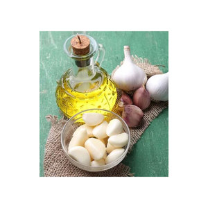 Huile essentielle d'ail naturelle de haute qualité fabriquée et vendue en gros par le fabricant expert d'huile d'extrait d'ail - Product Image 2
