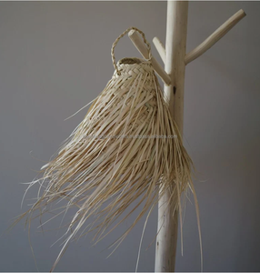 Abat-jour en jonc de mer de plusieurs tailles | Décoration d'appartement de style hawaïen - Product Image 4