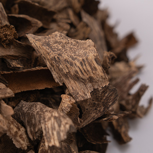 Copeaux de bois d'agar cultivés au Vietnam, résine moyenne, pour encens de qualité Oud 100g - Product Image 4