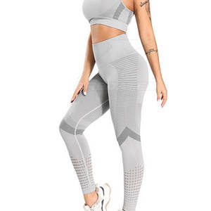 Active Wear Yoga Set para mujeres Sin costuras Estilo único Mujeres Yoga Set Fitness Wear Mujeres Yoga Set - Product Image 3