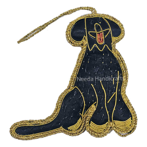 เครื่องประดับตกแต่งรูปสุนัขสำหรับเทศกาลคริสต์มาส งานฝีมือคุณภาพสูง ประดับด้วยลูกปัดสีดำทอง ดีไซน์หรูหรา พร้อมงานปัก - Product Image 2