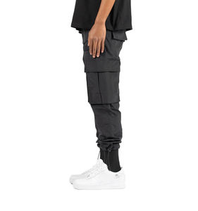 กางเกงคาร์โก้ผู้ชายน้ำหนักเบา สไตล์ลำลอง ขายดีจากผู้ผลิต ปี 2025 รับออกแบบตามสั่ง บริการ OEM/ODM ผ้าแคนวาส - Product Image 3