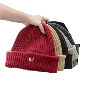 Gorro de Punto Elástico Unisex de Moda, Gorro de Invierno Elegante, Cálido y Cómodo para Uso Casual, Personalizable con Logotipo OEM, MOQ Bajo - Product Image 3