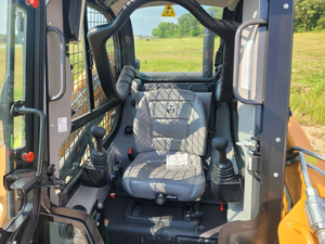 SV280 Skid Steer Loader Roue Cas Durable Pratique Accessoire Core Composants Moteur Moteur Pompe Boîte De Vitesses 220V Changchai Marque - Product Image 5