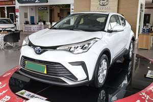 SUV hybride AWD d'occasion 2024, groupe motopropulseur économique 2,5 L, roues R17, consommation de carburant 5,08 L/100 km, autonomie 501-600 km, 300 kW et toit ouvrant - Product Image 3