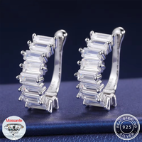 S925 Sterling Silver Baguette Cut Moissanite Diamond Non-Piercing Clip Boucles d'oreilles pour femmes et hommes