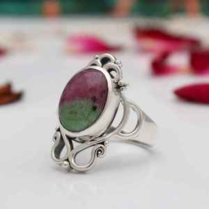 Elegante estilo Vintage 925 plata esterlina rubí zoisita declaración anillo hecho a mano boda joyería regalo para ella - Product Image 2