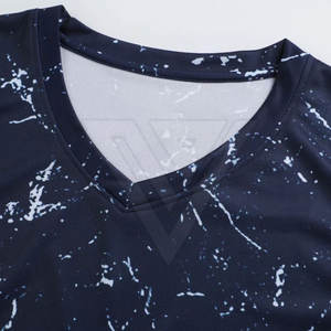 Uniforme de baloncesto personalizado de alta calidad para hombre, jersey de malla de secado rápido reversible al por mayor, ropa deportiva transpirable - Product Image 3