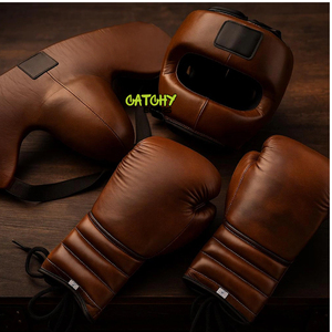Set de Equipo de Práctica de Boxeo con Guantes, Almohadillas de Entrenamiento y Vendas para Manos para Entrenamiento en Casa y en el Gimnasio - Product Image 1