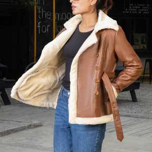 Chaqueta de Cuero para Mujer, Tendencia Otoño-Invierno, Diseño Personalizado con Cuello Alto, Forro de Poliéster/Algodón, Totalmente Transpirable - Product Image 5