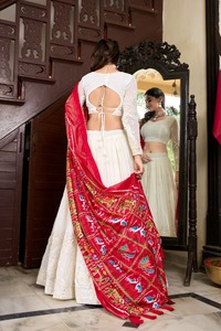 Magnifique design Georgette Lehenga Choli avec miroir en papier Lucknow et Dola Silk Dupatta pour femmes, fêtes et événements spéciaux - Product Image 4