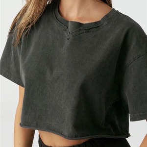 Camisetas informales de manga corta para mujer Camisetas ajustadas de color sólido de alta calidad para mujer en material de alta calidad personalizado OEM - Product Image 5
