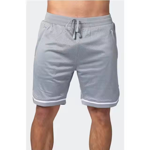 Shorts d'entraînement hommes Shorts en maille personnalisés respirant maille sueur été plage course Fitness vêtements de sport Shorts en maille - Product Image 2