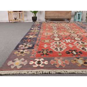 Alfombra Kilim Turca Vintage de 5.7x10.5 pies (175x320 cm), Alfombra de Lana con Diseño de Plantas y Árboles Rojos - Product Image 5