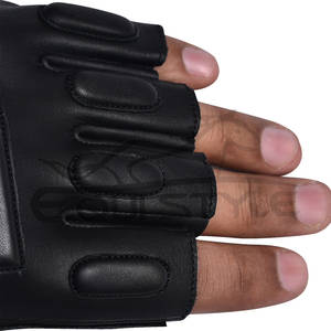 ถุงมือล่าสัตว์ครึ่งนิ้วหนังสังเคราะห์สีดำบุด้วยยางโพลีเอสเตอร์ - Product Image 3