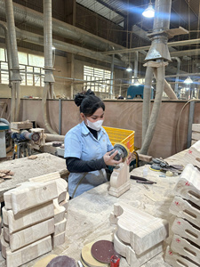 Corbeaux en bois massif au design moderne Supports décoratifs en bois pour armoires de cuisine Supports d'îlots pour comptoirs et étagères - Product Image 6