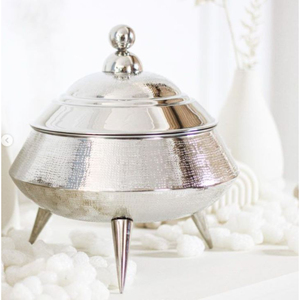 Nouvel arrivage Plat à cocotte classique au design handi Réchauffeur de buffet Présentoir pour desserts Plat de service à bas prix - Product Image 1