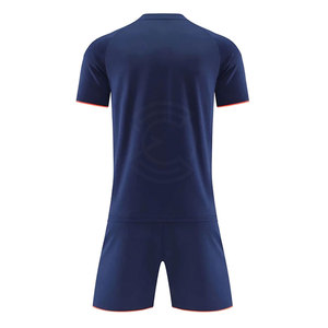 Ensemble d'uniformes de football personnalisés, tissu de haute qualité, respirant et léger, adapté aux entraînements des équipes - Product Image 2