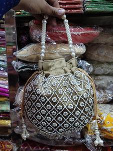 Bolsa Potli Bordada India para Bodas, Ramadán, Año Nuevo y Festival Diwali, para Frutos Secos, Recuerdo de Fiesta, Accesorio - Product Image 3