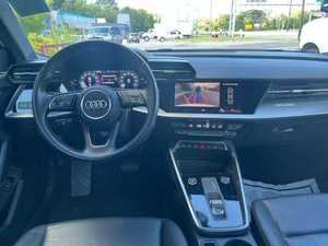 รถสีขาวมือสอง ปี 2023 รุ่น A3 40 TFSI Premium ขับเคลื่อนล้อหน้า พวงมาลัยซ้าย ล้อแม็กซ์โครเมียม R17 เบาะหนัง ระบบนำทาง สตาร์ทเครื่องยนต์จากระยะไกล หลังคาซันรูฟ - Product Image 5