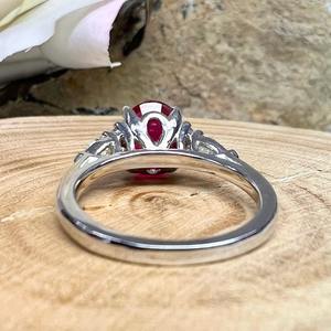 Top Trending Oval Cut Pink Ruby 14K Oro blanco Anillo de compromiso de piedras preciosas para mujeres Diamante Joyería fina al precio más bajo - Product Image 3