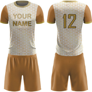 Uniforme de fútbol transpirable Tela ligera y cómoda Impresión por sublimación personalizada Impresión del número de nombre del jugador - Product Image 3