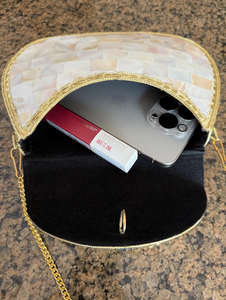 Bolso de Mano de Nácar Hecho a Mano con Detalles Dorados, Estilo Moderno, Ecológico, Tamaño Personalizado, Hecho a Mano con Concha, para Uso Diario - Product Image 3