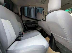 Camioneta Mitsubishi Triton L200 2.4L V4 2022 Usada en Buen Estado, Transmisión Manual - Product Image 6