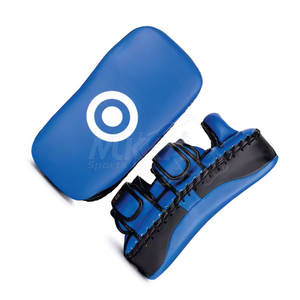 Protège-bras de boxe en cuir léger personnalisé de haute qualité, protection de base, réglable, confortable, fermeture à boucle et crochet pour hommes - Product Image 3