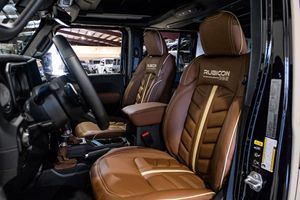 Prêt à être expédié - Jeep Wrangler Unlimited Rubicon 392 4x4 AWD 2025 - Toutes options - Titre propre - Occasion - Product Image 6