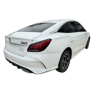 SUV Usada 2023 2024 2025, 180Dvvt CVT, Eléctrica, Volante a la Izquierda, Gasolina, R15, en Buen Estado - Product Image 2