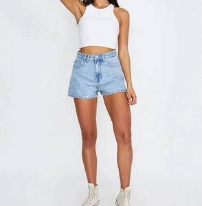 กางเกงขาสั้นผ้ายีนส์ทรงตรงสไตล์วินเทจสำหรับผู้หญิงกางเกงขาสั้นระบายอากาศทรงหลวมดีไซน์ใหม่ล่าสุด - Product Image 1