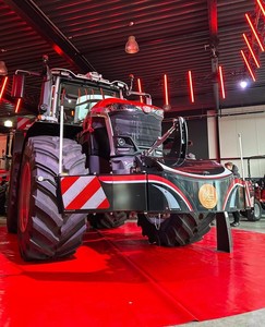 Mini tracteurs à roues agricoles de haute qualité 4*4 60HP/75HP/85 HP Masseyy Fergusonn Supply à vendre - Product Image 2