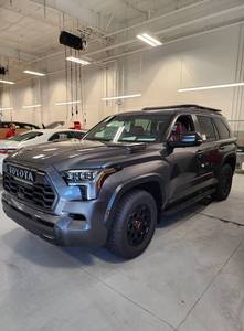 Toyota Sequoia TRD Pro SUV d'occasion 2024 - Product Image 2