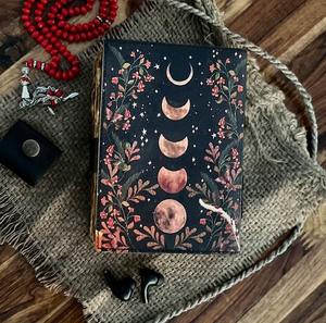 Diario de Cuero Vintage Hecho a Mano con Forma de Luna para Hombre y Mujer, Tamaños A5, A4, A6, 200 Páginas con 100 Hojas de Papel con Borde Deshilachado - Product Image 4