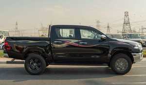 Toyota Hilux 2024 Usada en Buen Estado, Toyota Hilux DC 2.7L Gasolina AT (Negro) - Product Image 3