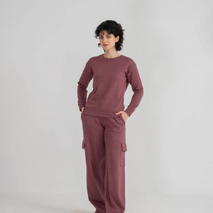 Ropa de salón de moda para mujer: Conjunto Cargo granate sin esfuerzo elegante perfecto para el uso diario - Product Image 1