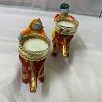 Porte-bougie décoratif carré floral fait main indien unique en métal écologique durable pour salon