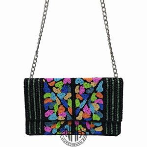 Sac à chaîne perlé fait main glamour Pochette de soirée colorée Fournisseur en gros Commandes de fêtes en gros - Product Image 1