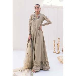 Ensemble de costume pour femmes Gulbadan - Product Image 1