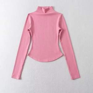 Camiseta informal de tacto suave para Mujer Perfecta para viajes de uso diario y salidas relajadas con tela transpirable que ofrece todo el día OEM - Product Image 2