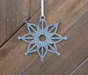 Elegante galvanizado hecho a mano de alta calidad 100 piezas adorno colgante de Navidad personalizable para árbol de regalo de vacaciones - Product Image 1