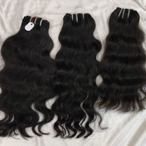 100% buena retroalimentación cabello crudo virgen indio crudo, cabello indio ondulado Natural indio de alta calidad sin procesar - Product Image 1