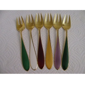 ชุดเครื่องใช้บนโต๊ะอาหารทำจากสเตนเลสสตีลชุดเครื่องใช้บนโต๊ะอาหารดีไซน์เป็นโลหะอย่างสมบูรณ์ - Product Image 6