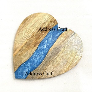Tablas de cortar con forma de corazón de primera calidad, tablas de queso de resina de madera hechas a mano, herramientas de cocina, tabla creativa para servir el desayuno - Product Image 4
